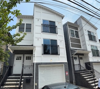 44 Wainwright St Unit 2, Newark, NJ 07112