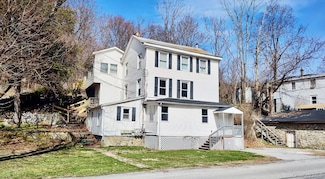 47 Main St, Wappingers Falls, NY 12590