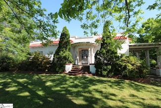1126 Locust Hill Rd, Greer, SC 29651