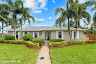 565 Solitaire Palm Dr, Indialantic, FL 32903