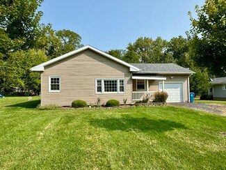 102 Cottage Ave, La Moille, IL 61330