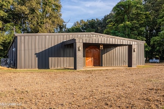 6710 Money Rd, Greenwood, MS 38930