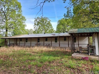 87 Center Cir, Elizabeth, AR 72531