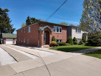 7504 W Douglas Ave, Summit Argo, IL 60501