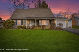 97 Idlewild Ln, Matawan, NJ 07747