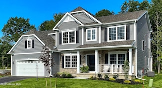 29 Indigo Ct, Selkirk, NY 12158