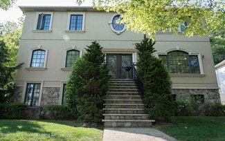 1829 Richmond Rd, Staten Island, NY 10306