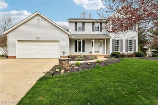 2373 Vixen St NW, North Canton, OH 44720