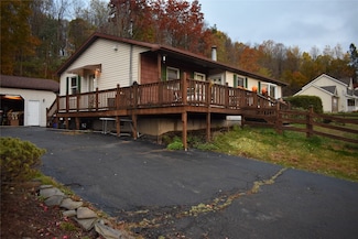 7 Cornell Ave, Endicott, NY 13760