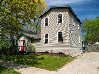119 E Dayton St, Fremont, MI 49412