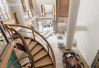 16 Jay St Unit 1, New York, NY 10013