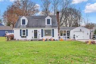 2702 Bears Den Rd, Youngstown, OH 44511