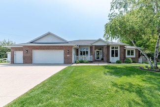 125 Thissen Ct, Mankato, MN 56001