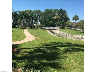 315 Saint Andrews Blvd Unit B7, Naples, FL 34113
