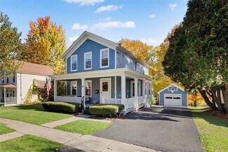 35 Hartford Terrace, New Hartford, NY 13413