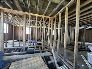 13028 Lee Ave, Stony Creek, VA 23882