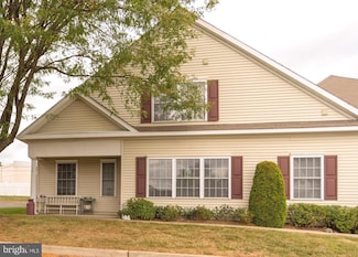 14 Avenrowe Ct Unit 27, Fairless Hills, PA 19030