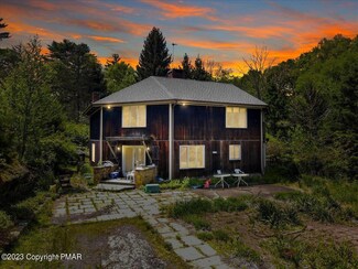 1311 Beacon Hill Rd, East Stroudsburg, PA 18301