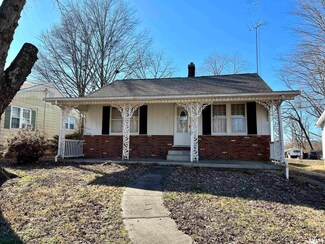 735 N Mill St, Carrier Mills, IL 62917