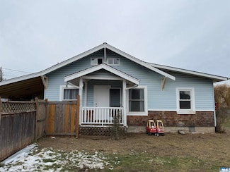 606 N Baker St, Port Angeles, WA 98362