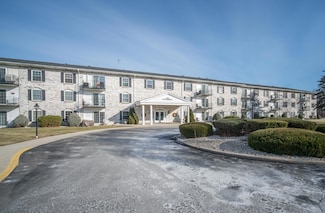 125 N University Dr Unit 217, West Bend, WI 53095