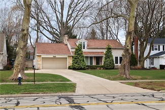 30124 Wolf Rd, Bay Village, OH 44140
