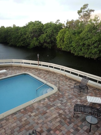 1400 NE 54th St Unit 105, Fort Lauderdale, FL 33334
