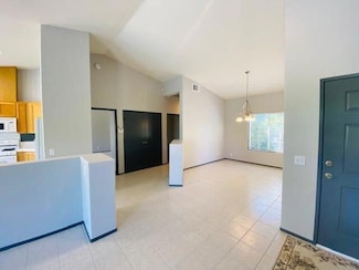 230 Strada Fortuna, Palm Desert, CA 92260