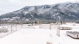 900 Berne Rd, Columbia Falls, MT 59912
