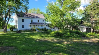 1667 Essex St, Bangor, ME 04401