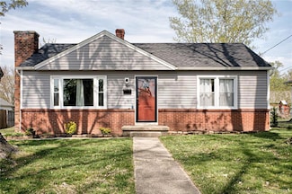 766 Oak St, Charlestown, IN 47111