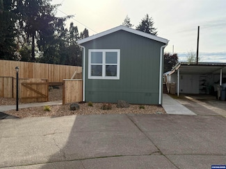 204 Cascade Dr Unit 24 Dr, Lebanon, OR 97355