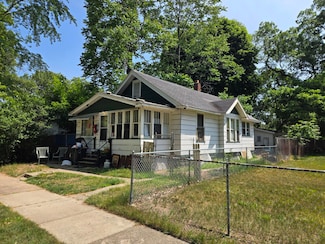 1682 McIlwraith St, Muskegon, MI 49442