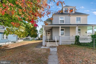 318 Seminole St, Essington, PA 19029