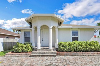 4545 Clinton Blvd, Lake Worth, FL 33463