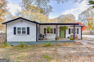 98 Circle Dr, Winder, GA 30680