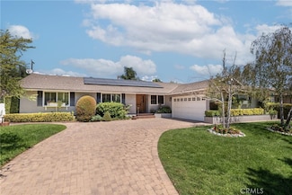 1359 Cedarview Dr, Claremont, CA 91711