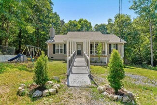 1687 Farley Dr, Tunnel Hill, GA 30755