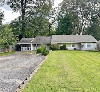 234 Ridgewood Ave, Paducah, KY 42001