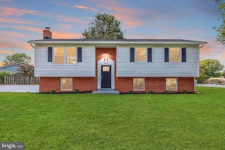 3805 Bedford Dr, Jefferson, MD 21755