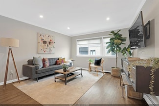 118 Beacon Ave, Jersey City, NJ 07306