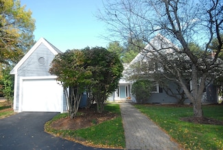 12 Mitchell Grant Way, Bedford, MA 01730