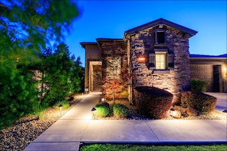 913 Hackberry Ave, Modesto, CA 95350
