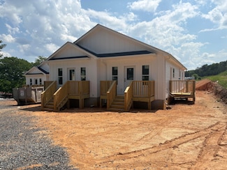 4327 Cronan Dr, Cohutta, GA 30710