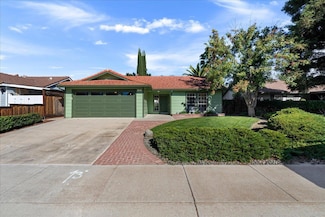 495 Magnolia Ln, Tracy, CA 95376