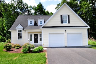98 Cambridge Ct, Simsbury, CT 06070