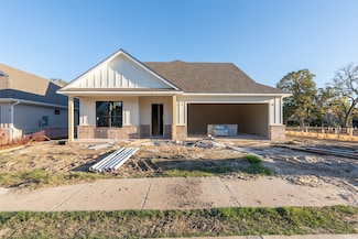 3005 Cadet Cir, Bryan, TX 77807