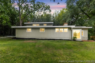 1814 Sunnyside Cir, Fayetteville, NC 28305