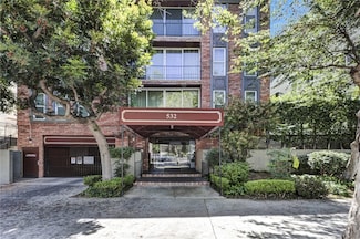 532 N Rossmore Ave Unit 411, Los Angeles, CA 90004