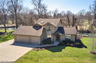 226 S Bay Dr, Akron, OH 44319